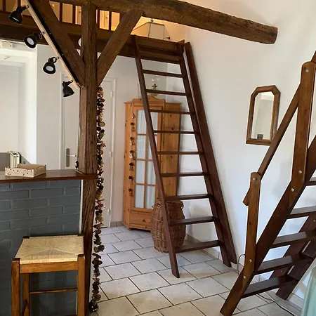 Village Hébergement de vacances Croissy-Beaubourg